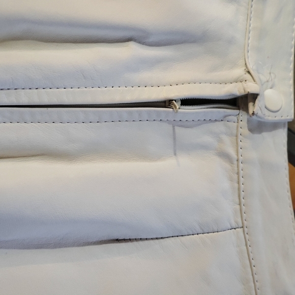 Leather skirt - Picture 4 of 5